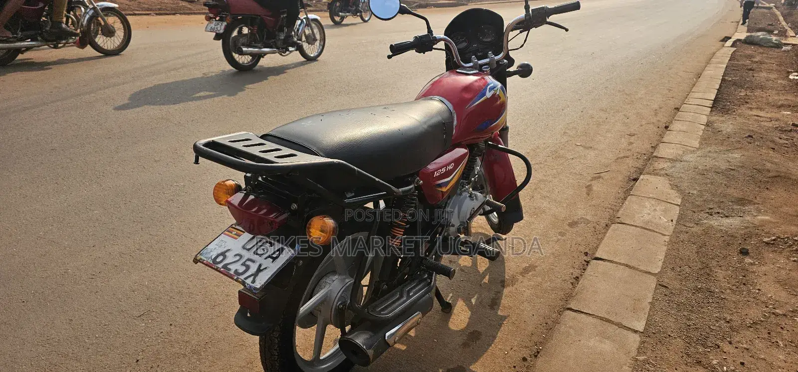 Bajaj CT 125X 2025 Red