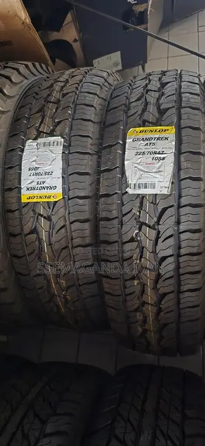 225/70r17 At5 Grandtrek Dunlop Yeah