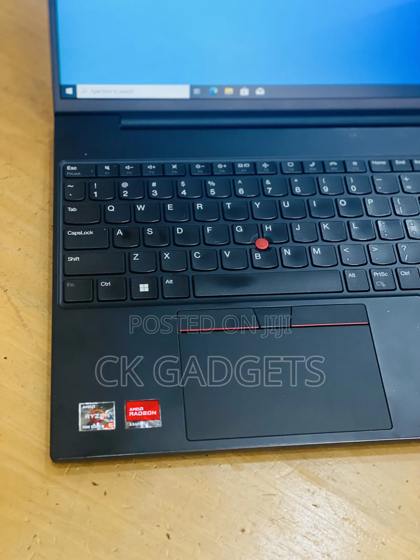 Laptop Lenovo Thinkpad E16 G1 16GB AMD Ryzen 5 SSD 256GB