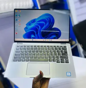 Laptop Dell Latitude 7400 16GB Intel Core I7 SSHD (Hybrid) 512GB