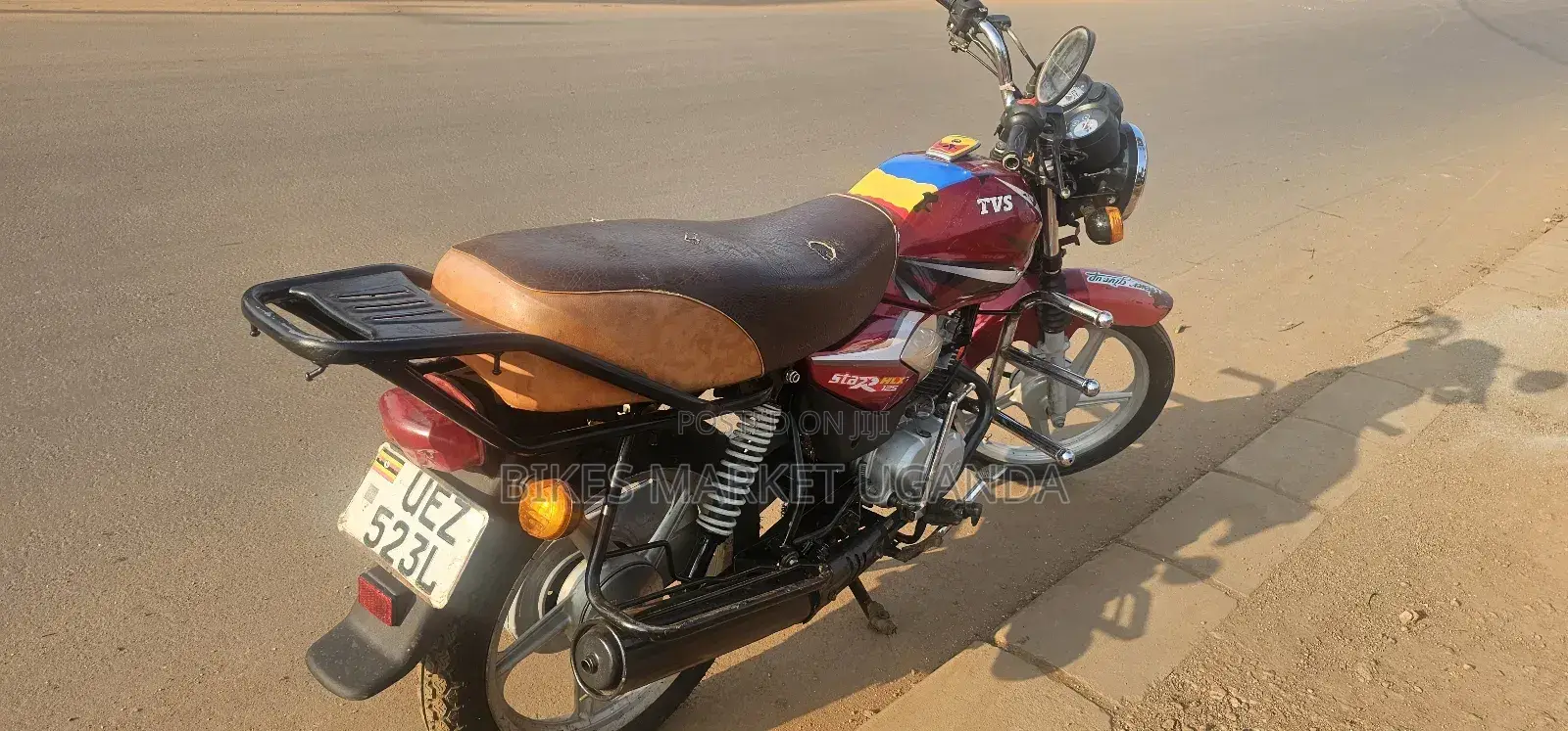 TVS HLX 125 2018 Red