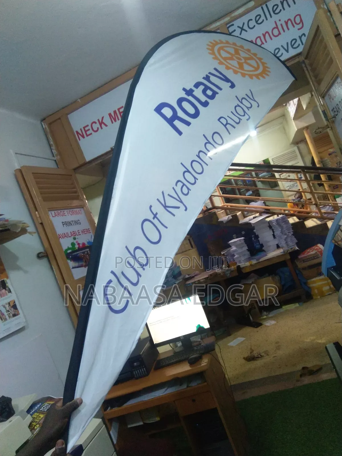 Teardrop And Pullup Banners