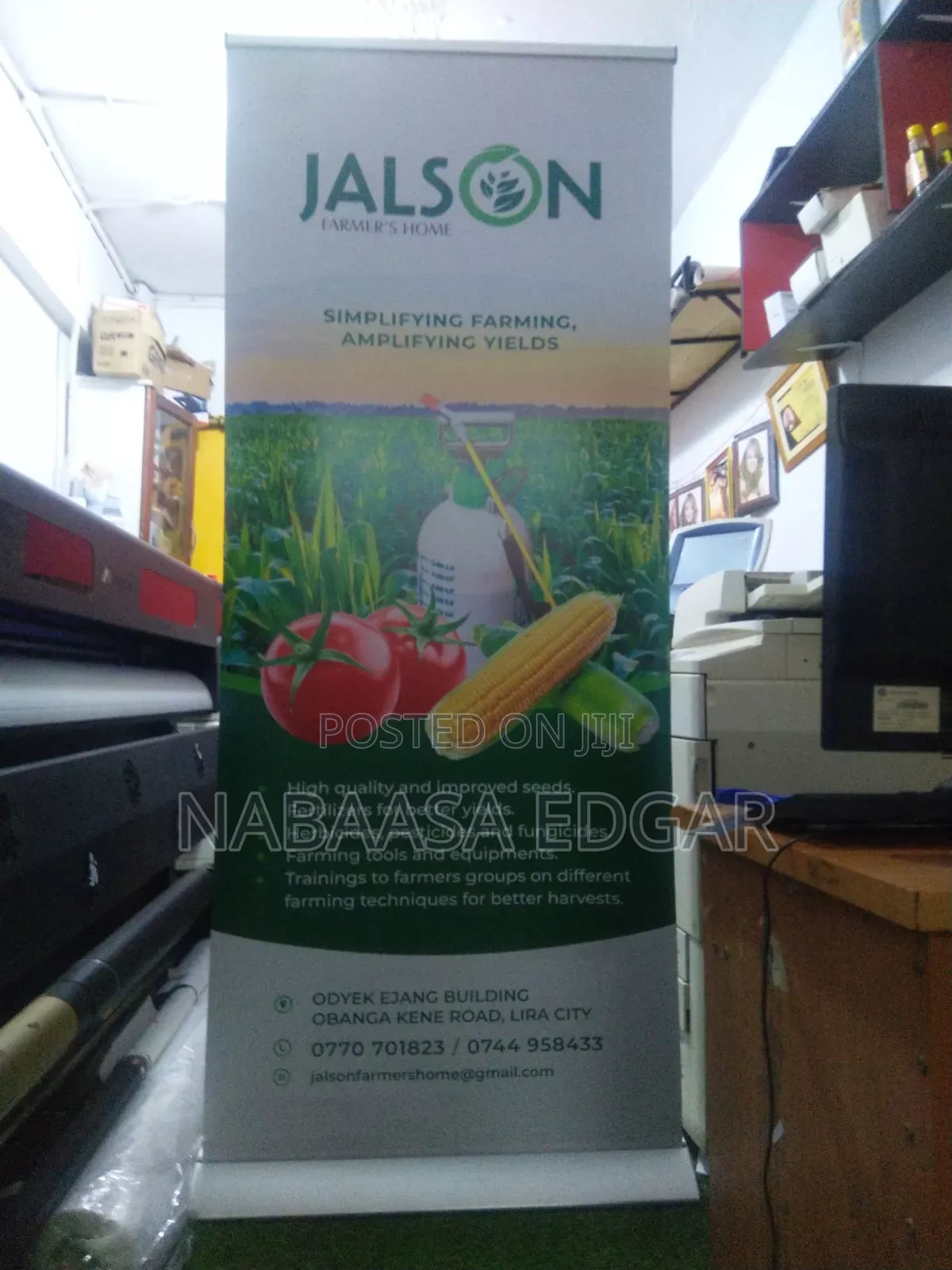 Teardrop And Pullup Banners