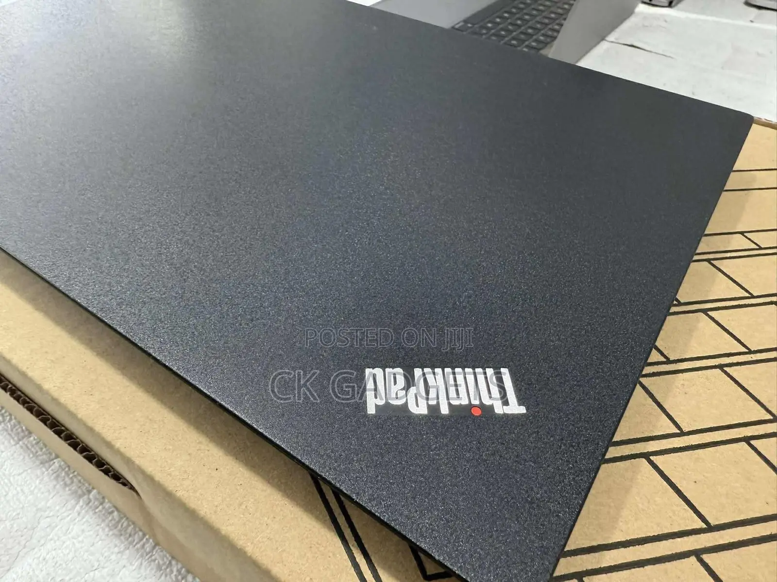 New Laptop Lenovo Thinkpad E15 16GB AMD Ryzen 5 SSD 1T