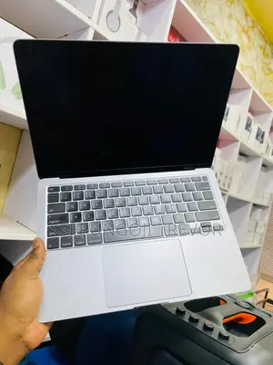 Laptop Apple MacBook Air 2019 8GB Intel Core I5 SSHD+SSD 128GB