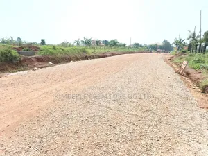 Bajjo Road, Seeta Bajjo Kigunga: Quarter Acre Plot for Sale at 250m