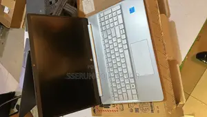 New Laptop HP 15s 8GB Intel Core I3 SSHD+SSD 256GB