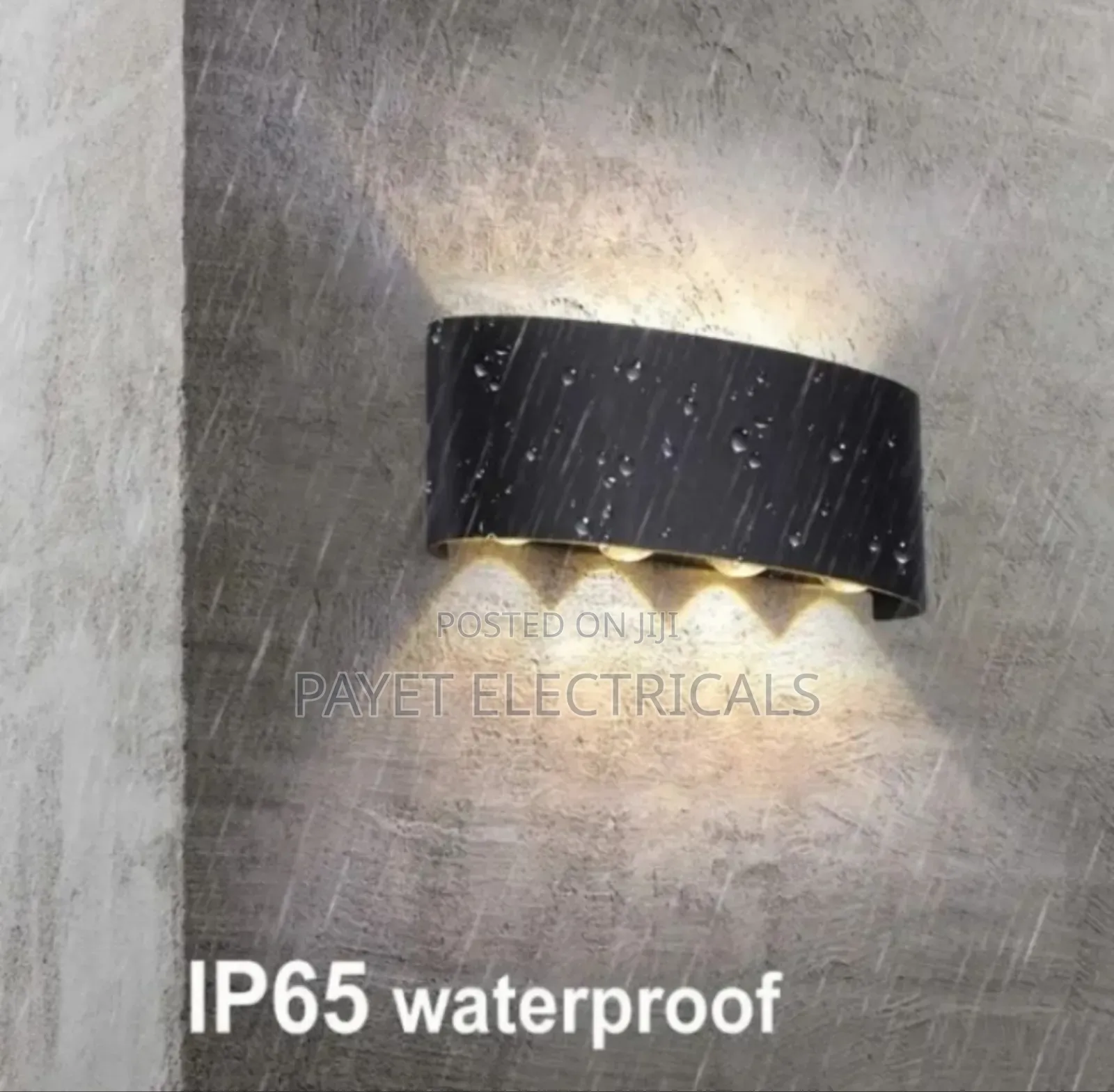 Water Resistant Outdoor 8way Wall Light
