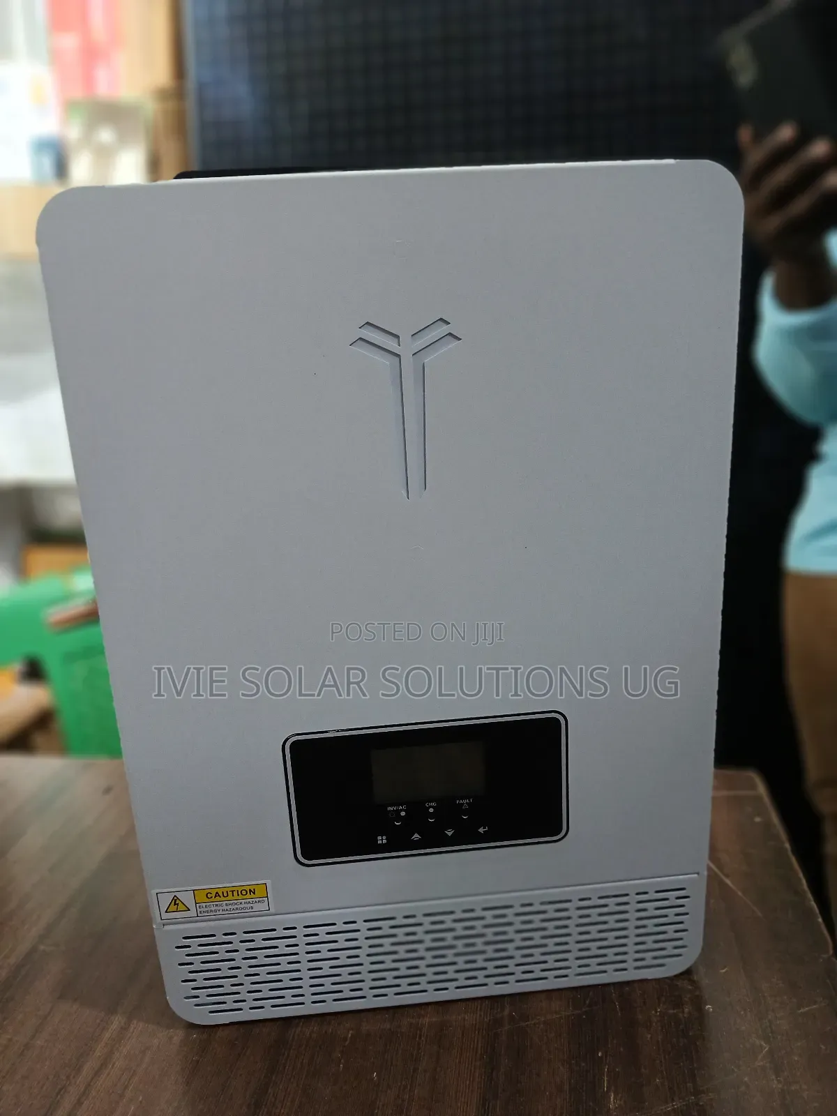 2kva/ 2000w Hybrid Inverter