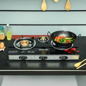 Geepas Ggc31012 3-Burner Gas Cooker