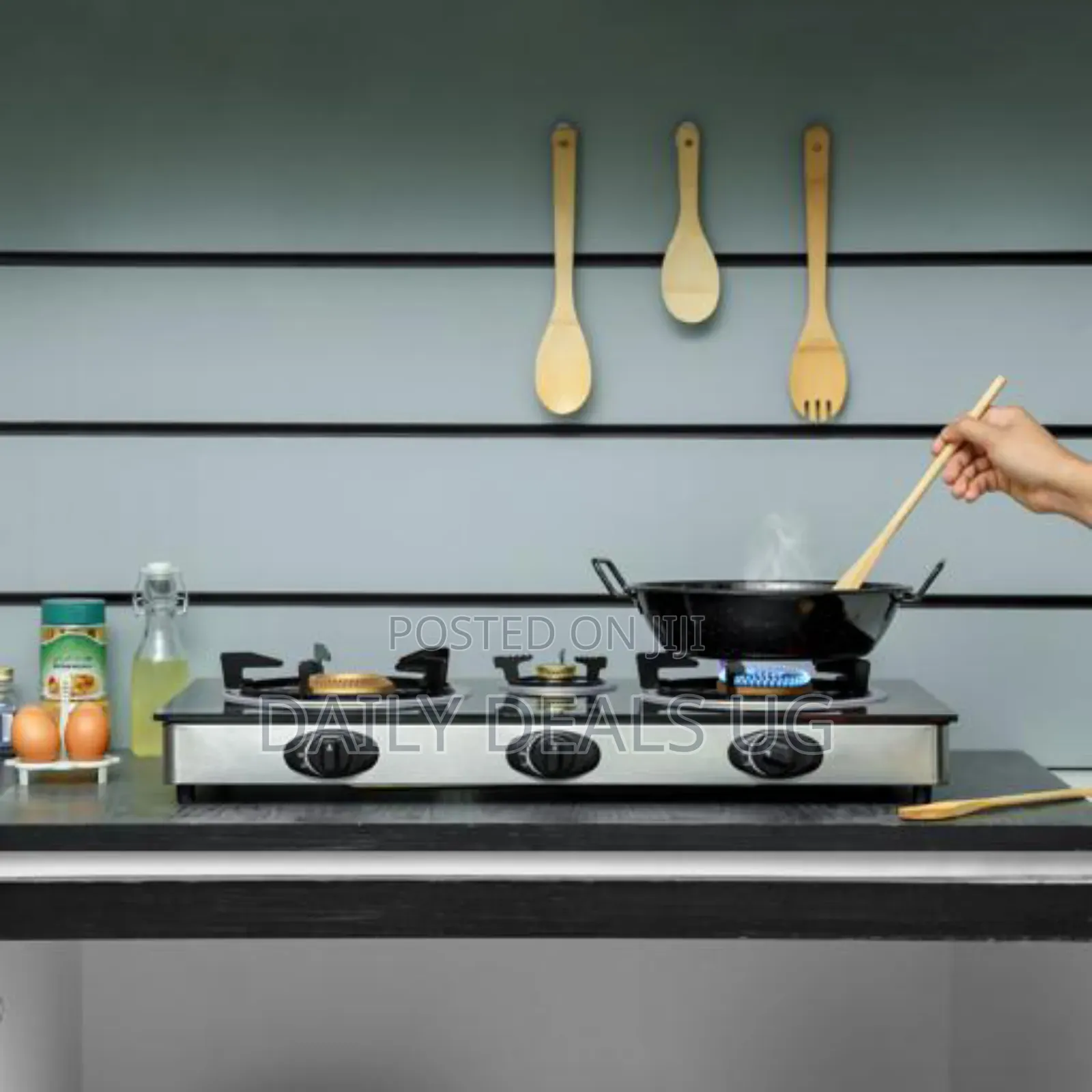 Geepas Ggc31012 3-Burner Gas Cooker