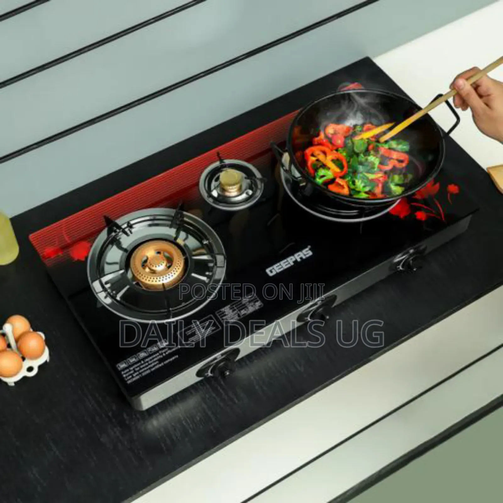 Geepas Ggc31012 3-Burner Gas Cooker