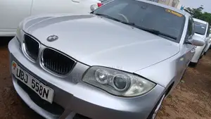 BMW 120i 2009 Silver