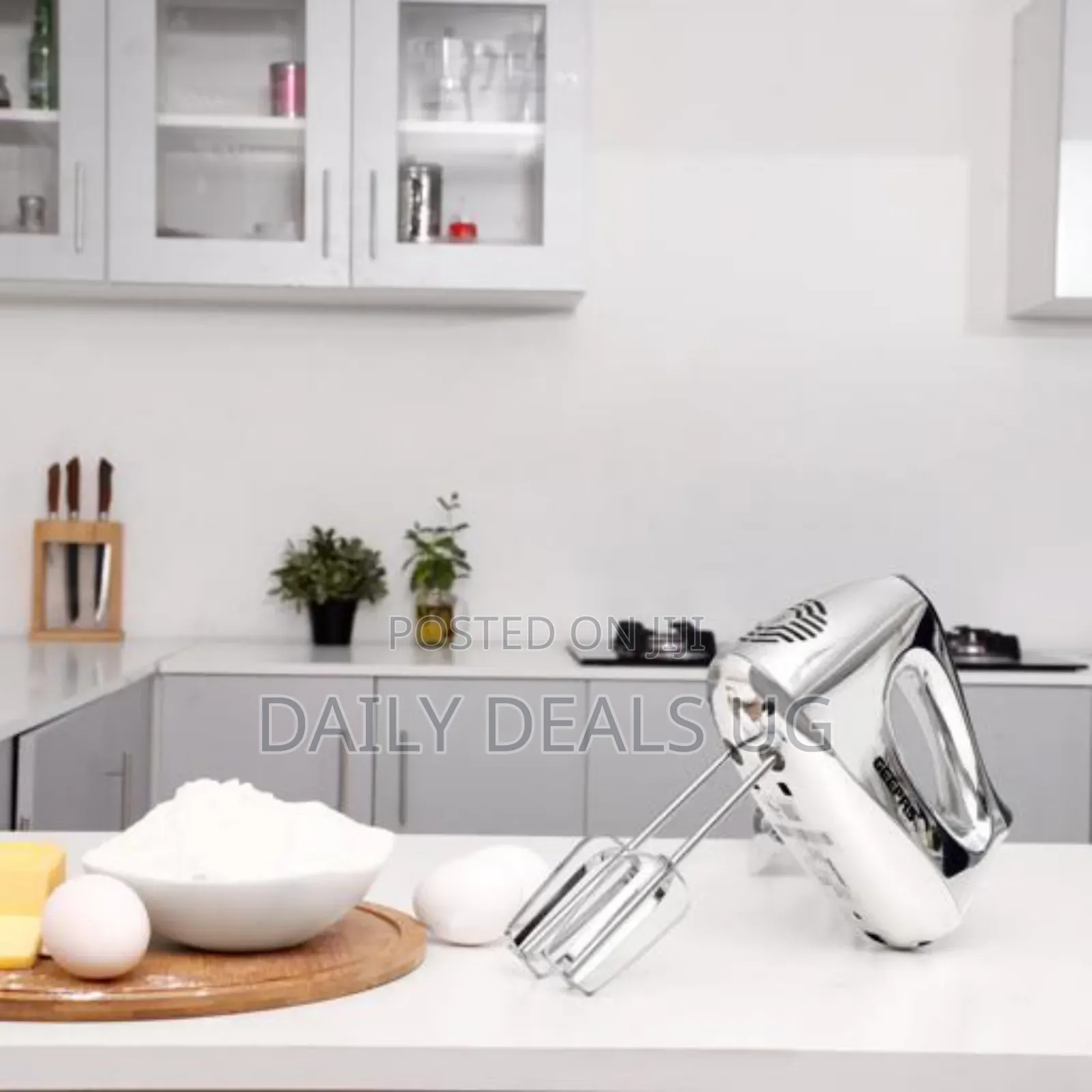 Geepas Hand Mixer -5 Speed Function With Turbo Ghm6127