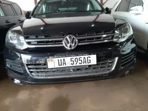 Volkswagen Touareg VR6 Sport 2012 Black