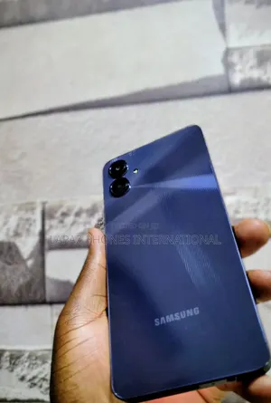 Samsung Galaxy A06 64 GB Black