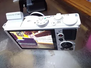 Nikon Coolpix P330 Camera