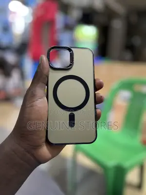 Maganetic iPhone 13/14 Case With Back Charging.