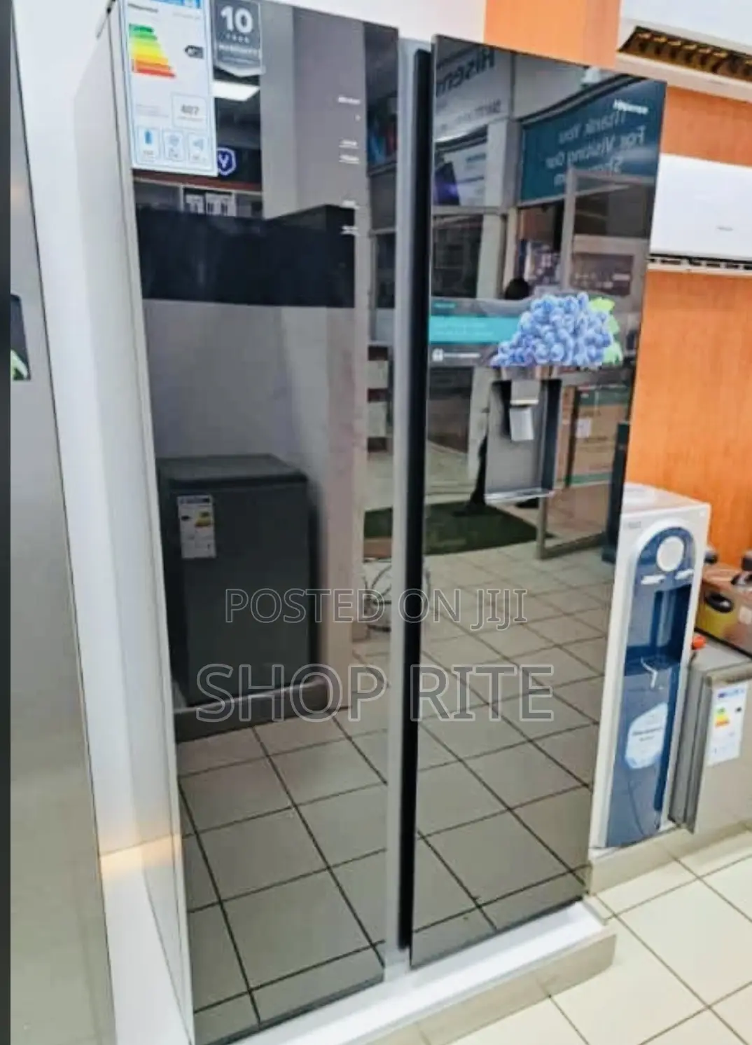 Hisense 750 Liters Side by Side Black Mirror Finish