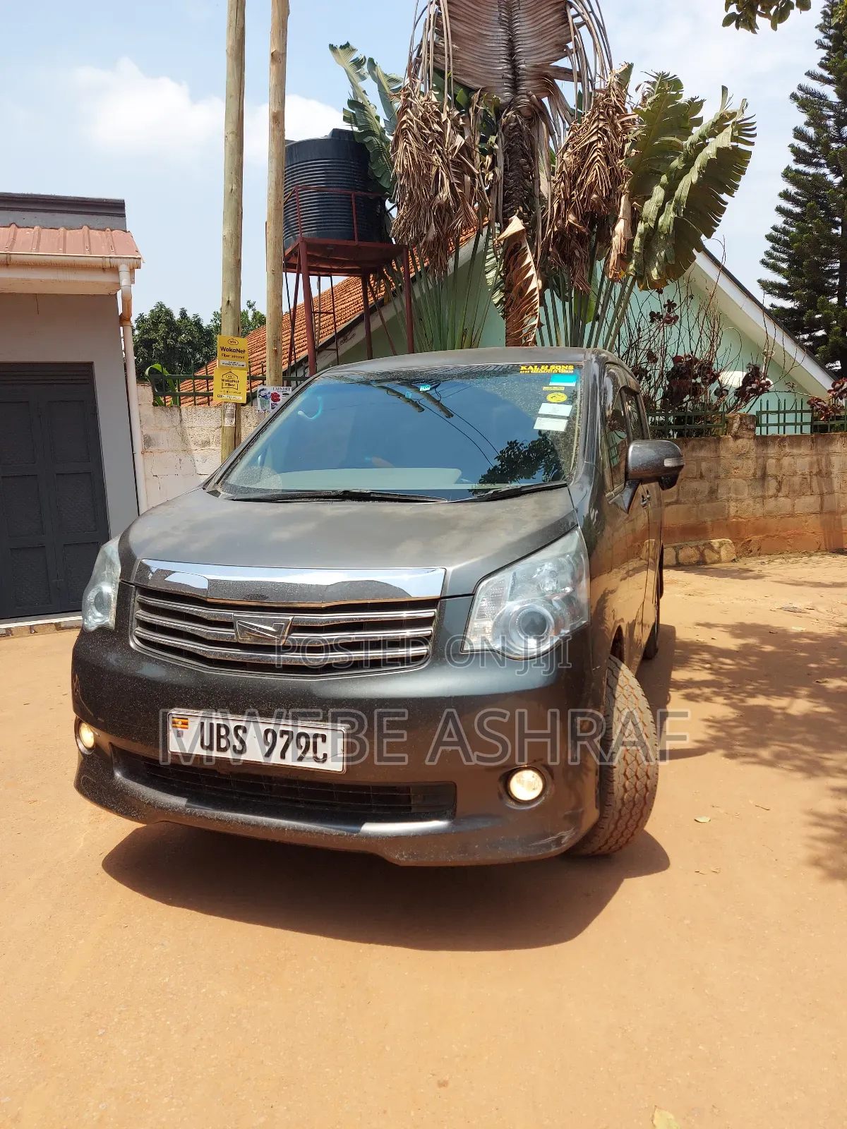 Toyota Noah New Model for Hire