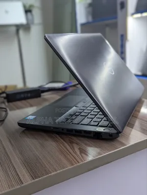 Laptop Dell Latitude 5400 8GB Intel Core I5 SSD 256GB