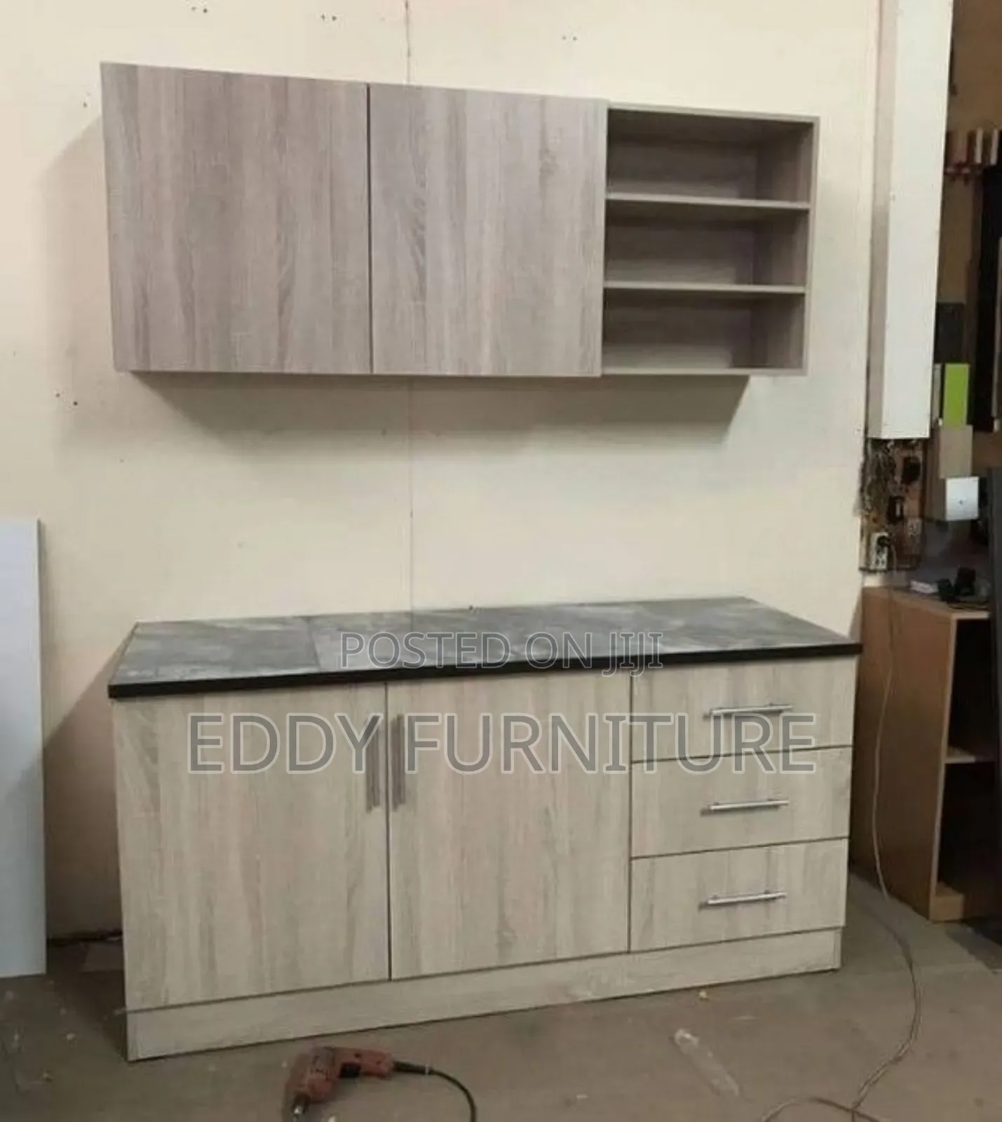 Kitchen Cabinets With Drawers