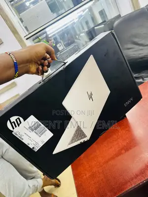 New Laptop HP Envy 14 8GB Intel Core i5 SSD 512GB