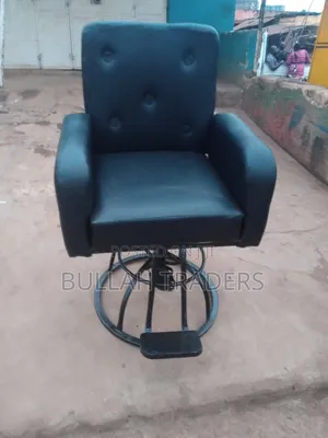 Black Barbers Saloon Chairs Big Size