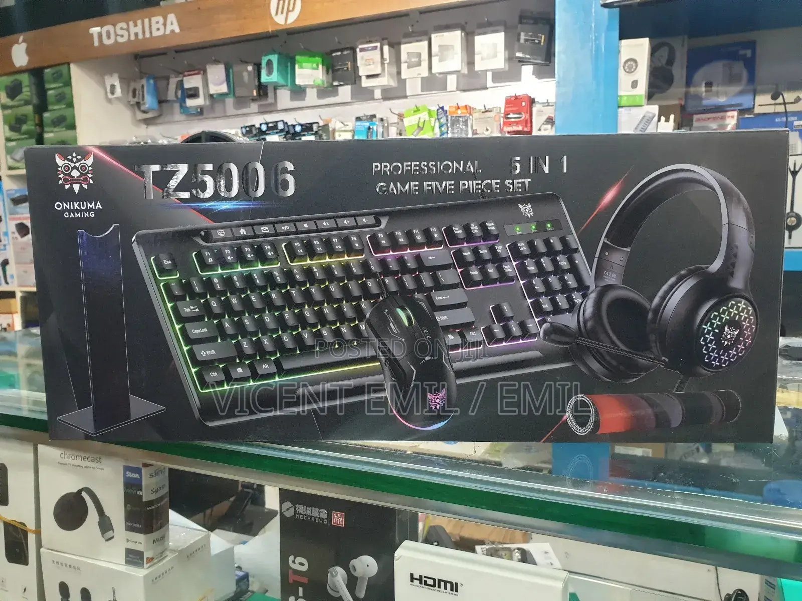 Onikuma Tz5006 5-in-1 Gaming Combo Kit.