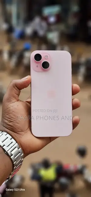 Apple iPhone 15 256 GB Pink