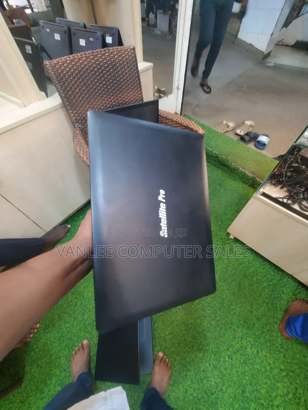 Laptop 4GB Intel Celeron eMMC 60GB