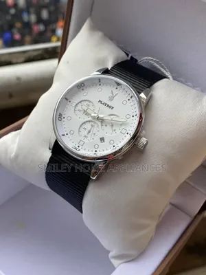 White Face Playboy Men's Classic Analog Wrist Time Piece at 20% Discount