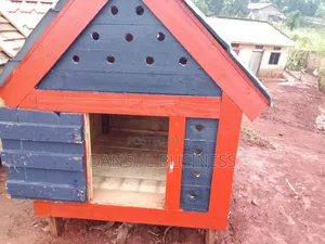 Dog Kennels/ Cage.