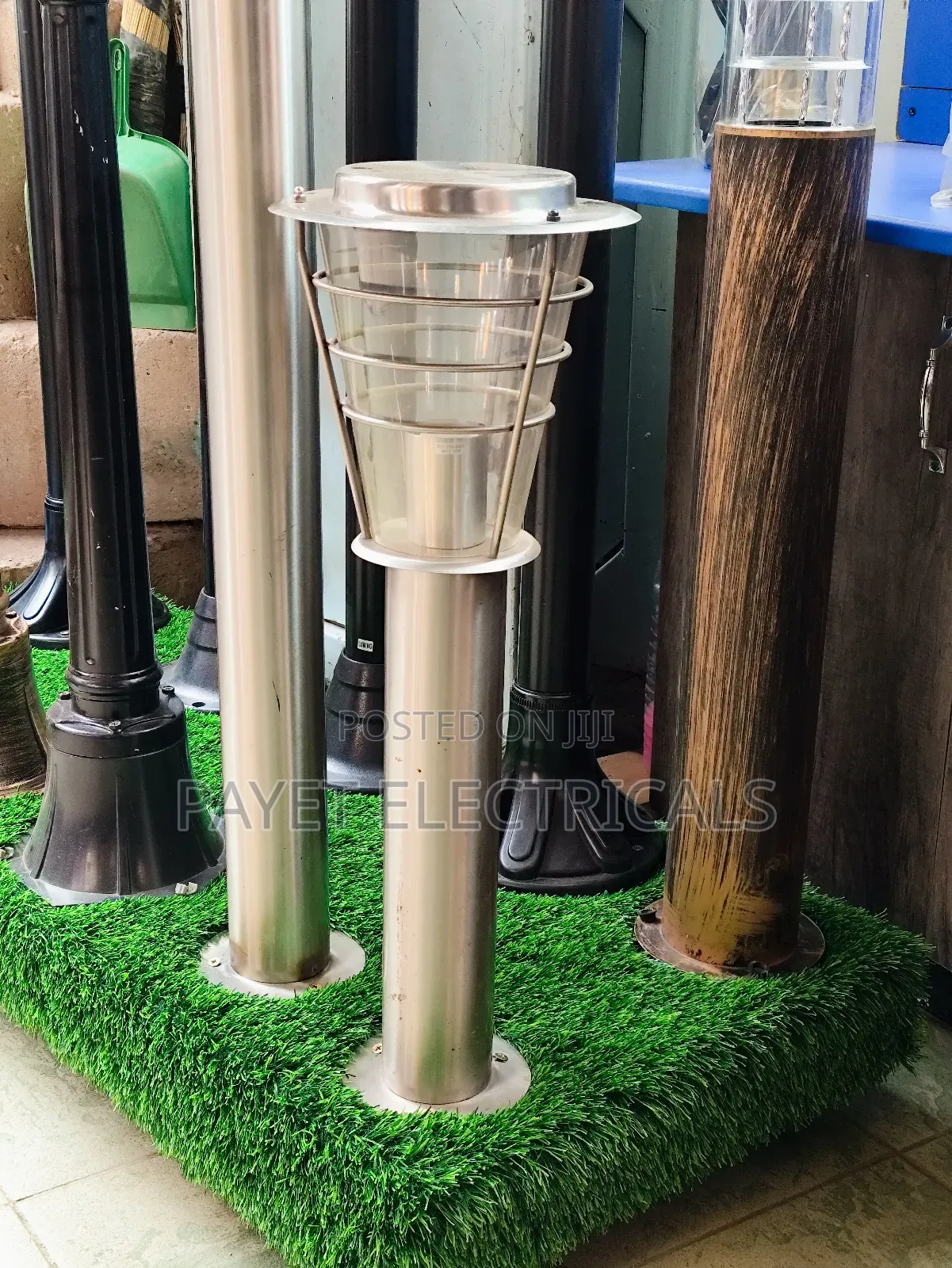 Complete Compound Light