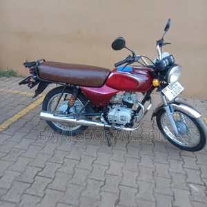 Bajaj Boxer 125 2021 Red