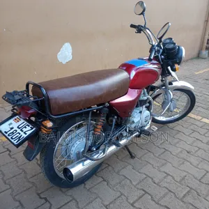 Bajaj Boxer 125 2021 Red