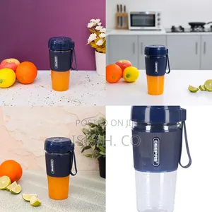 Geepas Rechargeable Portable Juicer.