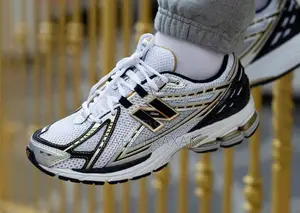 Original New Balance 1906r “White/Gold” Trainer Sneakers