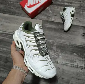 Original Nike Tn Air Max Plus “White/Green” Sneakers