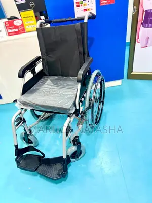 Advanced Deluxe Wheelchair