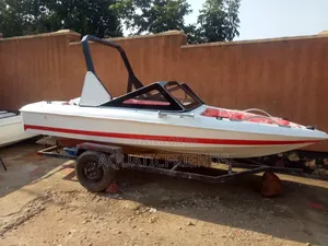 Speed Boats for 6people at 8m.