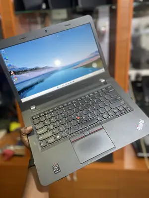 Laptop Lenovo ThinkPad Edge E450 4GB Intel Core I3 HDD 500GB