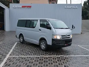 Toyota HiAce 2010 Silver