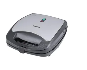 Geepas Gsm5444 920w 4 Slice Sandwich Maker