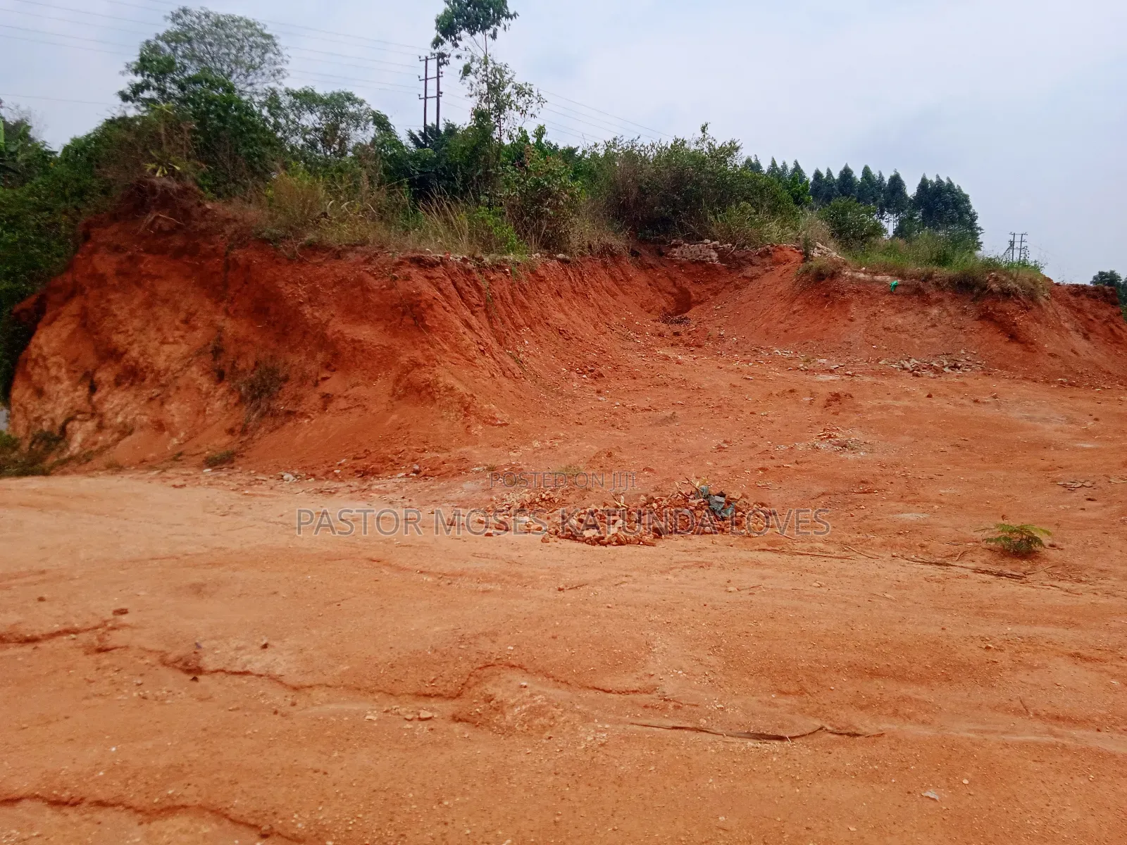 32 Decimals Mpigi Masaka Road