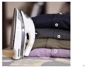 Geepas 800w Dry Iron With Foldable Handle