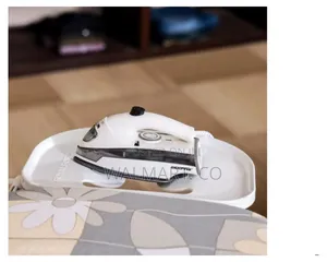 Geepas 800w Dry Iron With Foldable Handle