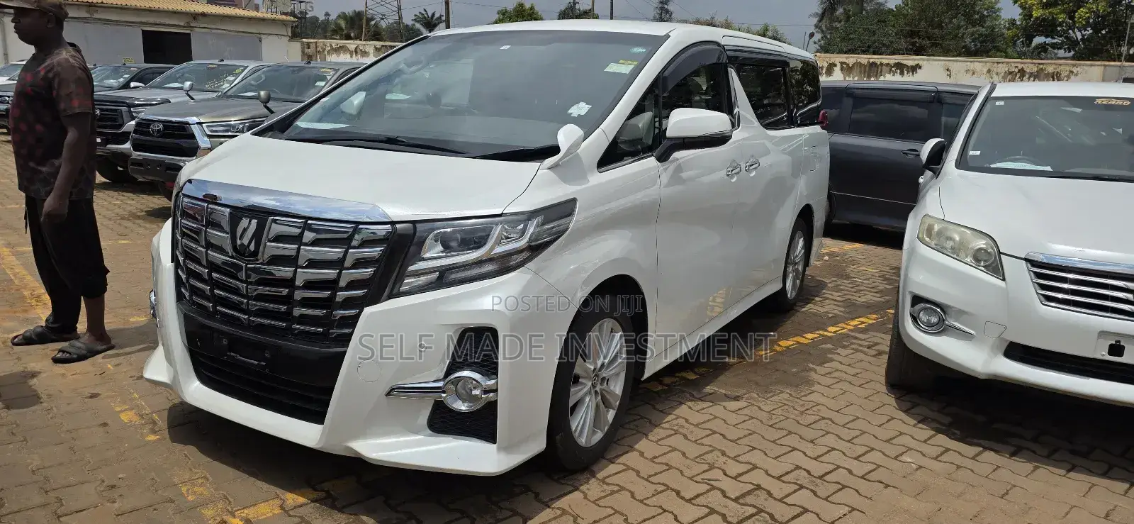 Toyota Alphard 2018 White