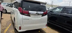 Toyota Alphard 2018 White