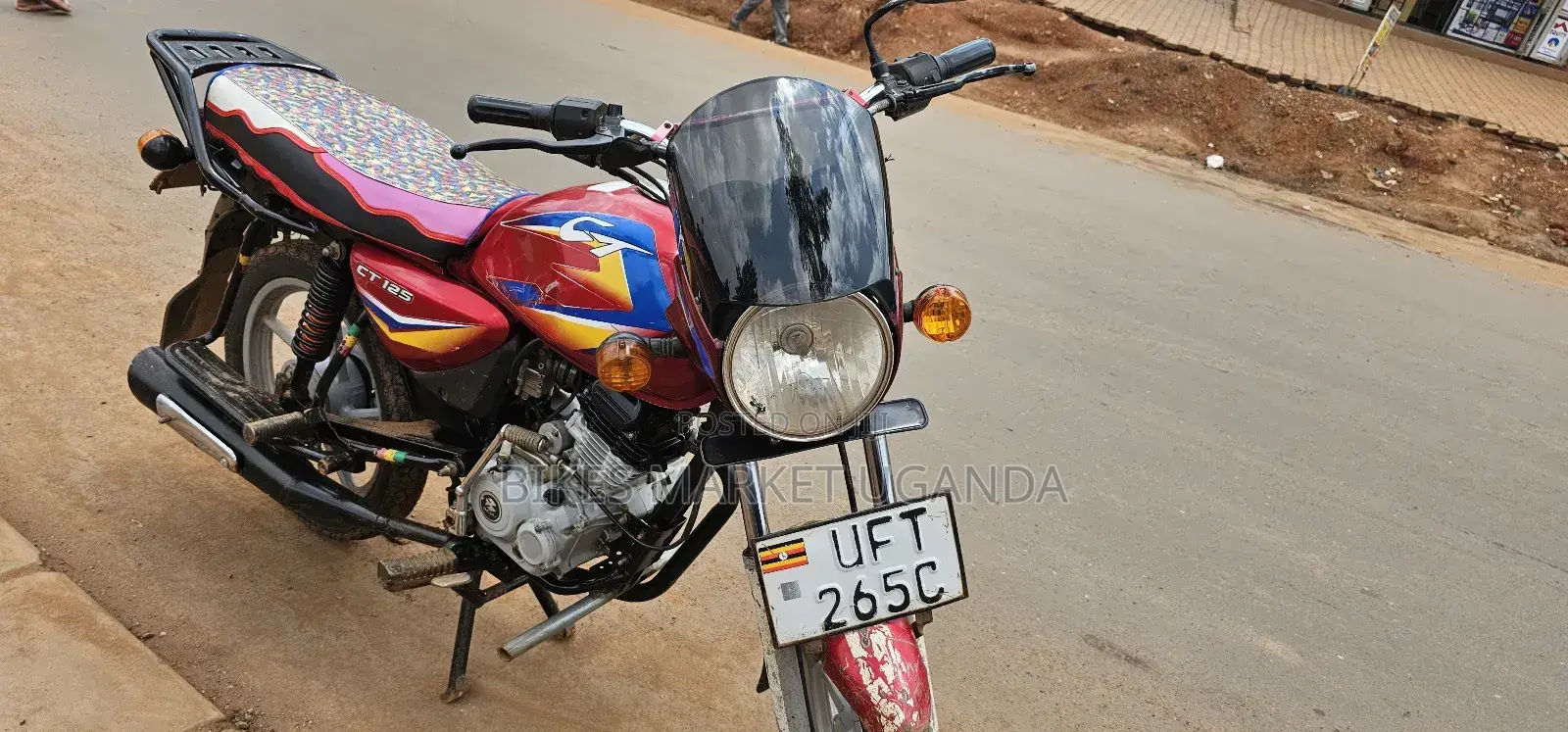 Bajaj Boxer 125 2023 Red